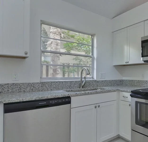 Halayb-Granite-1