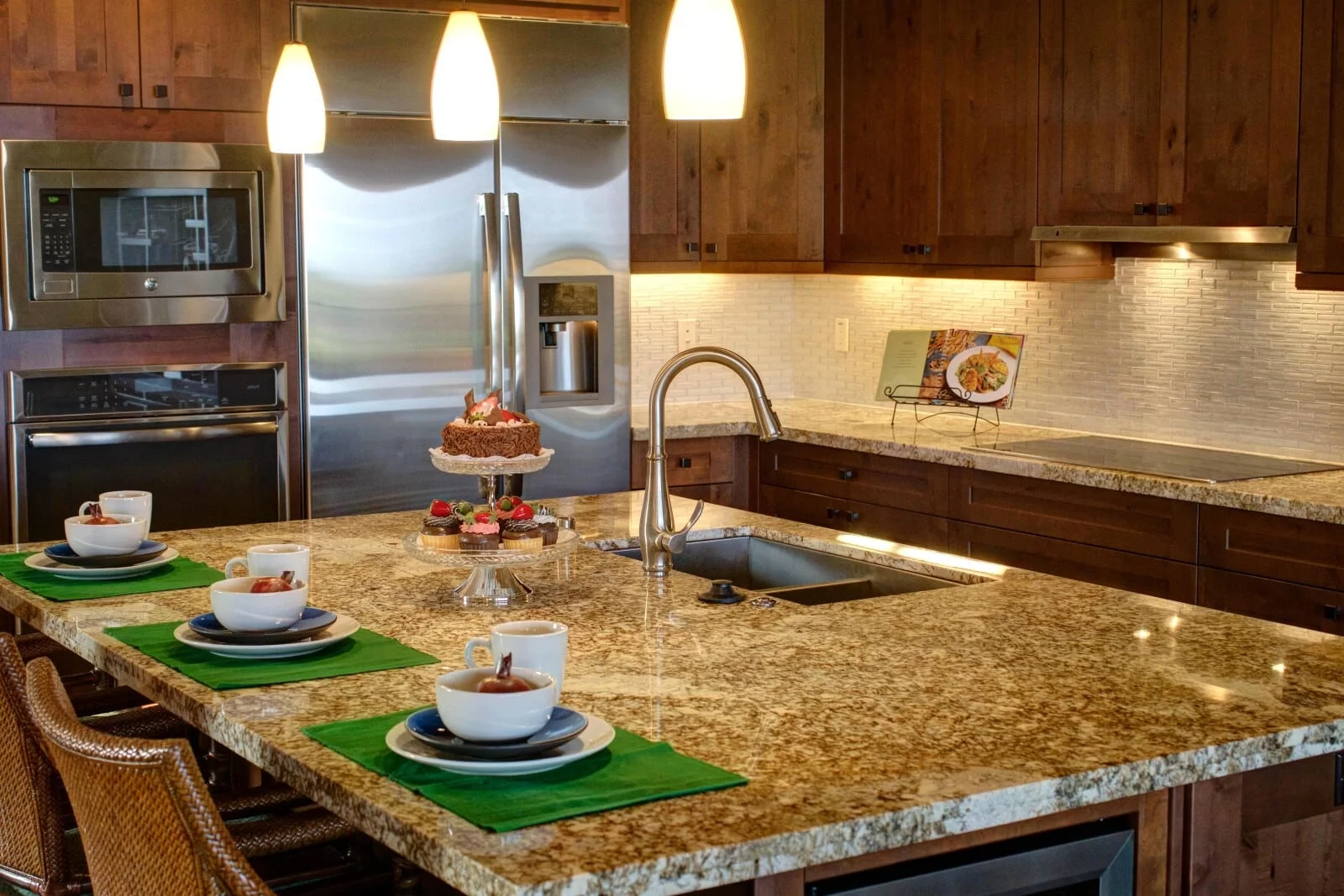 kitchen-countertop-egyptian-granite